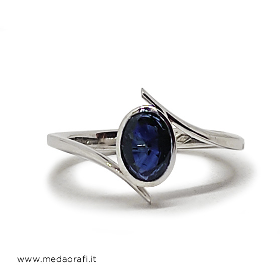Anello Abbraccio collezione Meda, anello solitario ideale per il fidanzamento