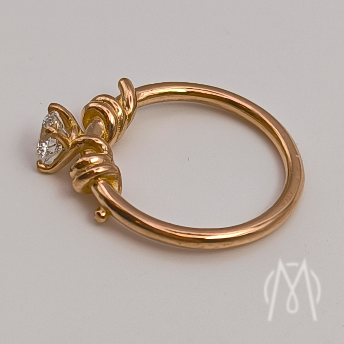 Anello Nodi - Oro Rosa e Diamante Naturale - sopra